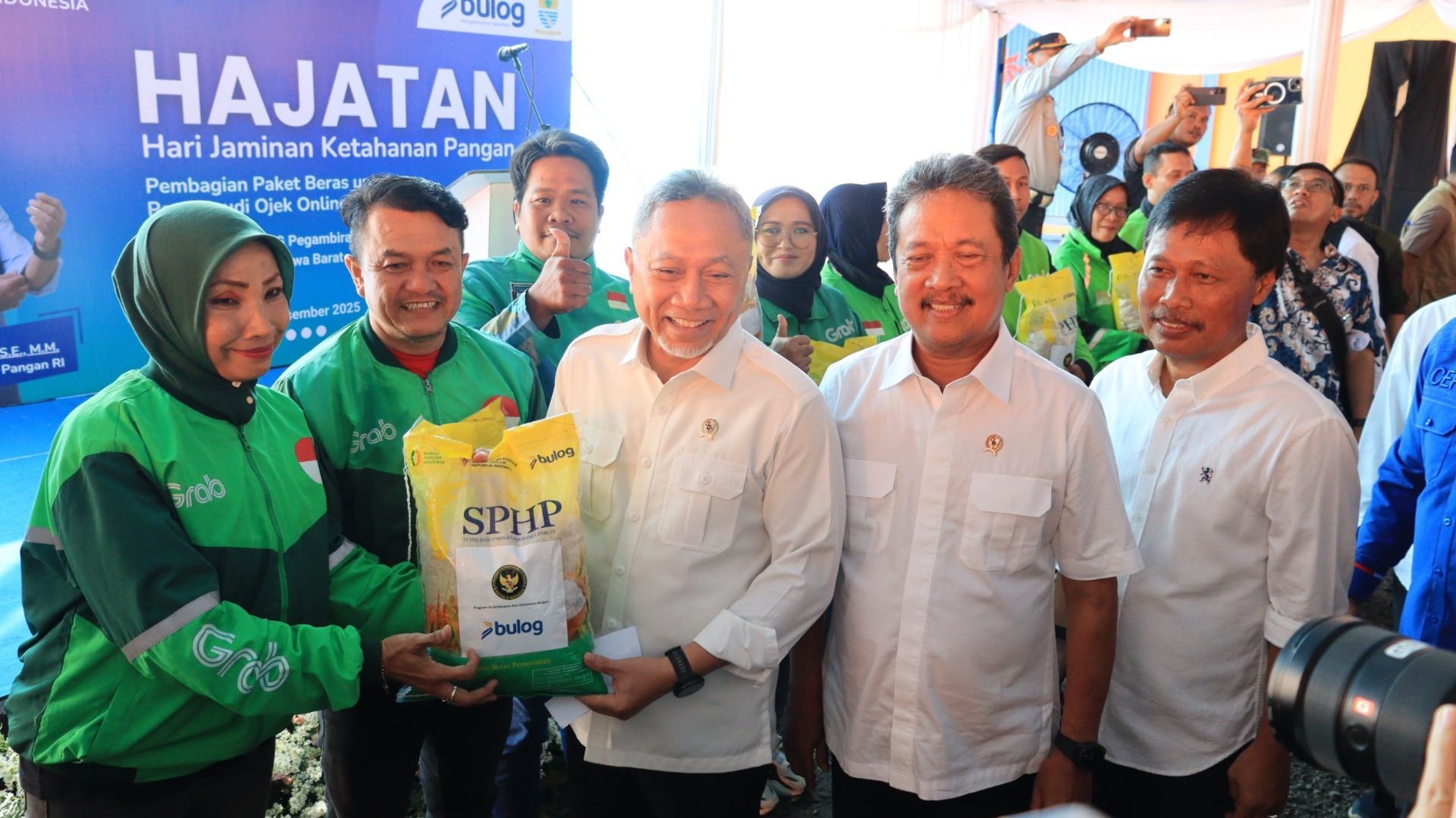 Kunjungi Kota Cirebon, Menko Pangan Pastikan Stok Kebutuhan Pokok Aman Jelang Tahun Baru